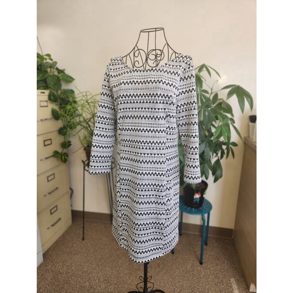 Jack Black & White geometric Patterned boat neckline Long Sleeve Dress L